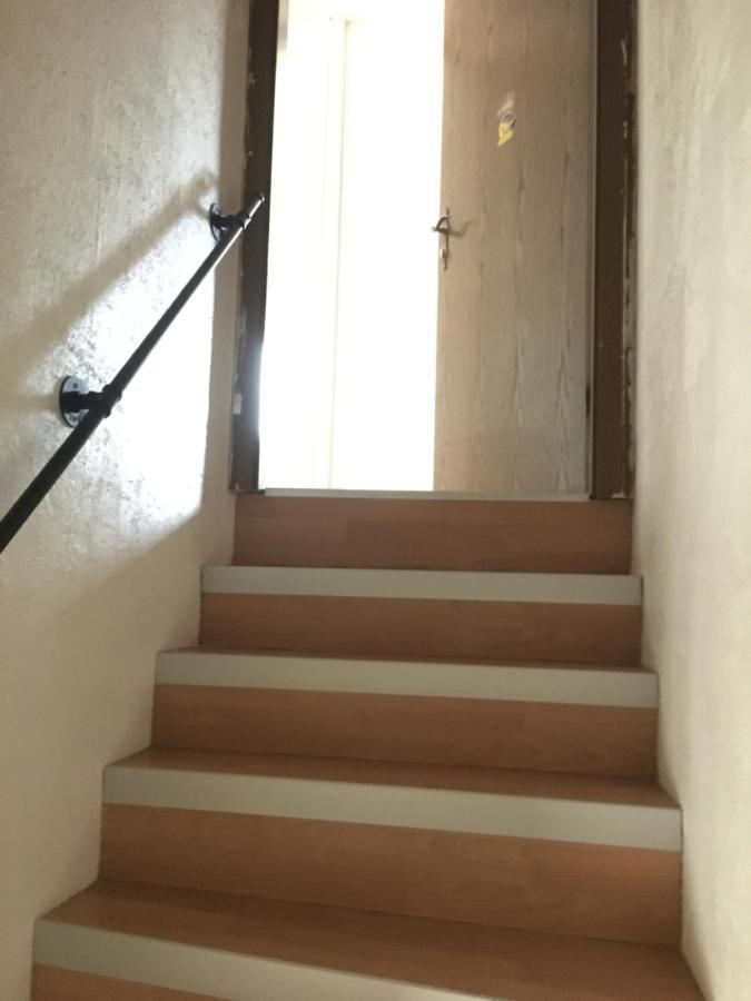 Ferienwohnung Burgblick Reifferscheid เฮลเลนธาล ภายนอก รูปภาพ